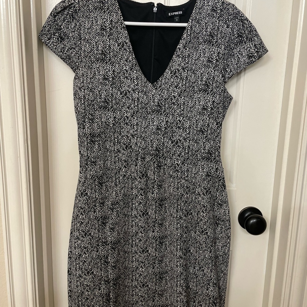 Express Black and White knee length sheath dress, size medium
